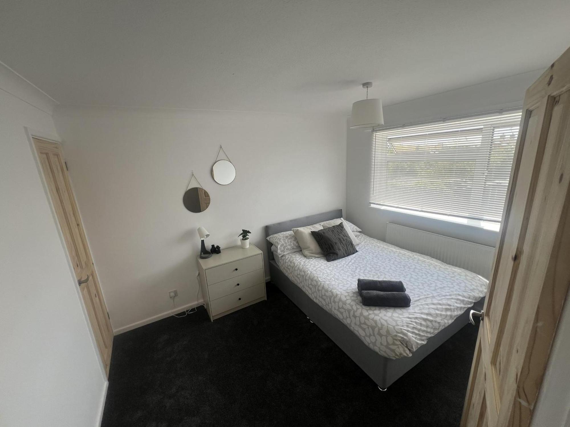 Villa Charming 3-Bed House In Leighton Buzzard Exterior foto