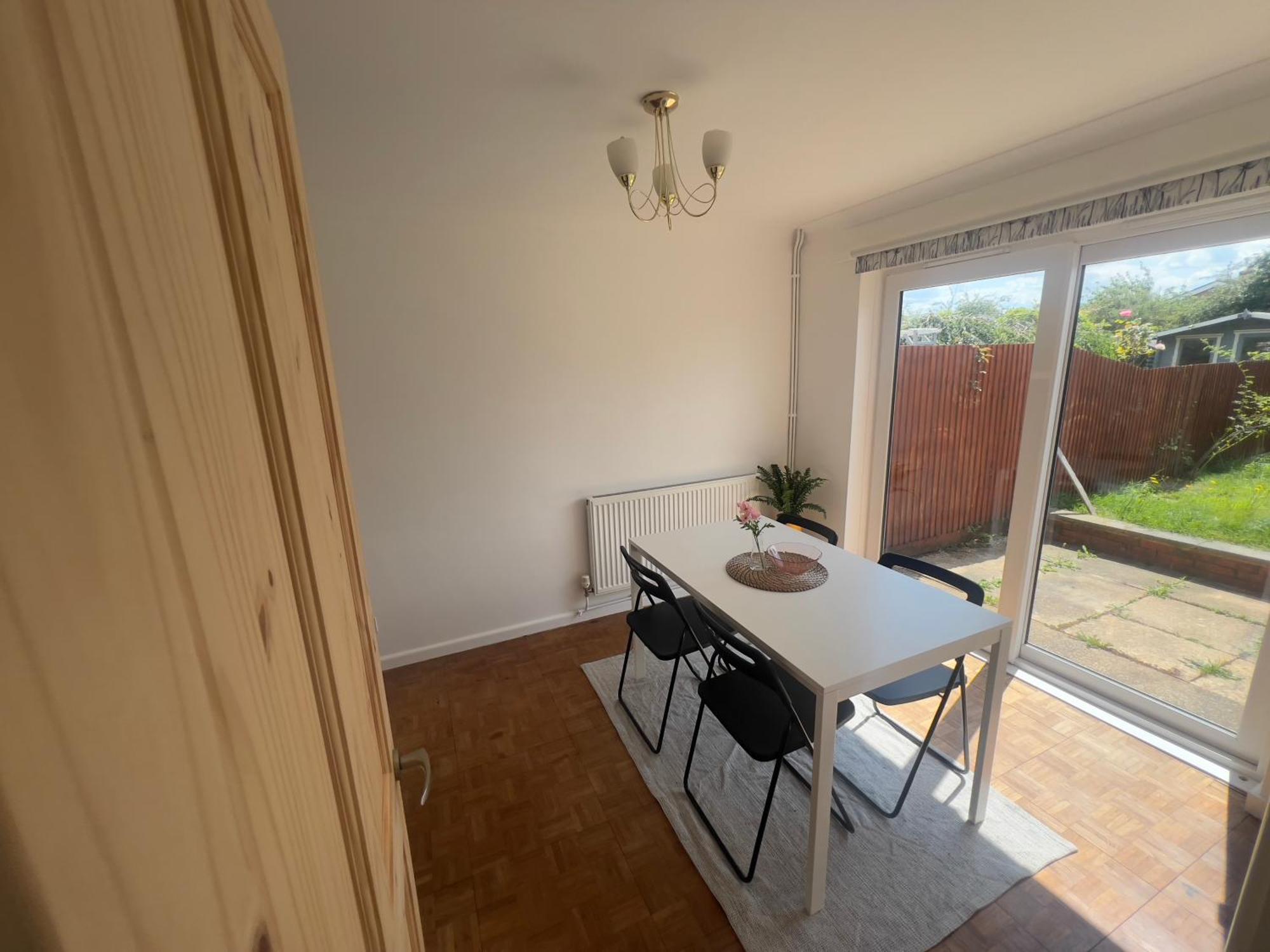 Villa Charming 3-Bed House In Leighton Buzzard Exterior foto